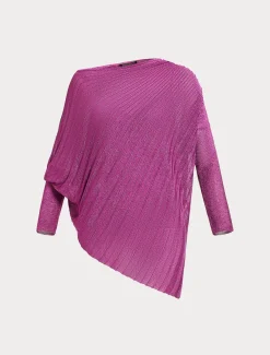 Asymmetrischer Pullover im Rippenmuster