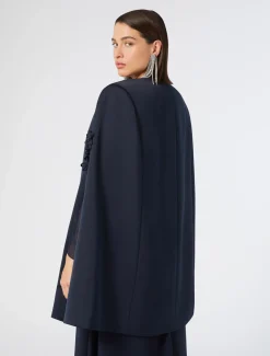 Besticktes Cape aus Duchesse