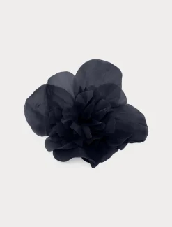 Brosche aus Seidenorganza