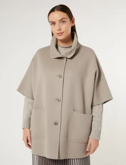 Cape aus doppeltem Wollgemisch