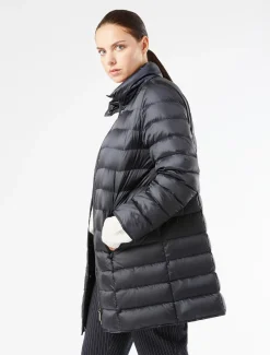 Daunenjacke aus wasserabweisendem Nyloncanvas