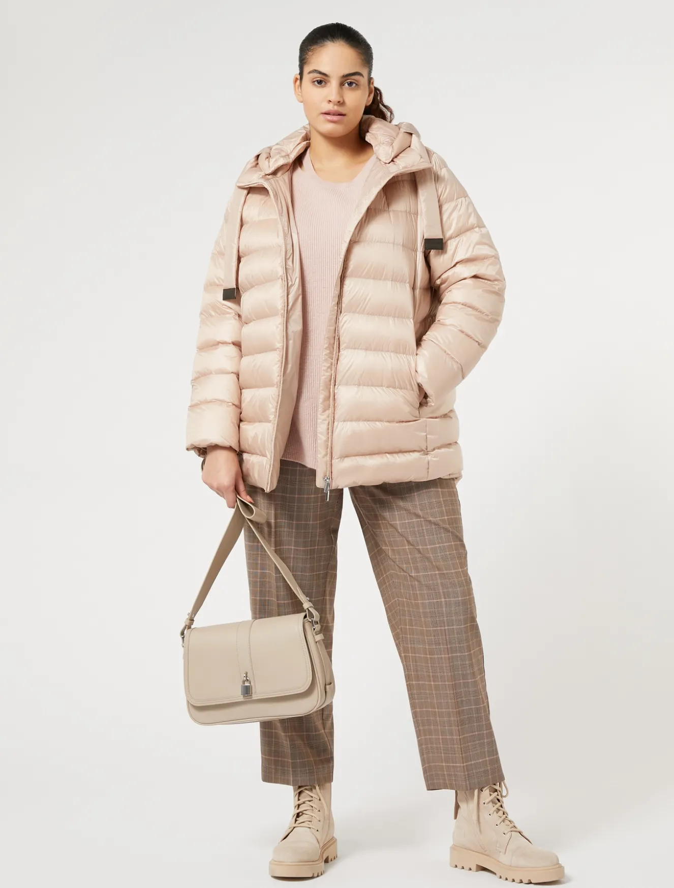 Daunenjacke aus wasserabweisendem Funktionsstoff