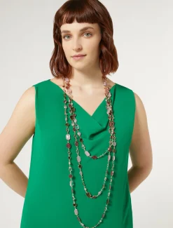 Halskette mit Kristallen