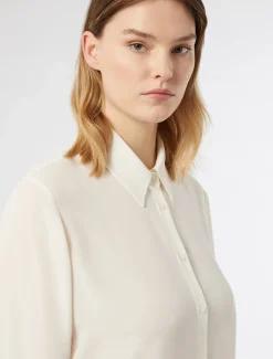 Hemdbluse aus Funktionsgewebe