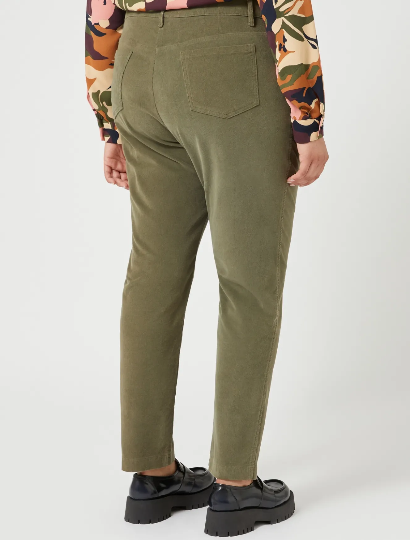 Hose aus Baumwollsamt