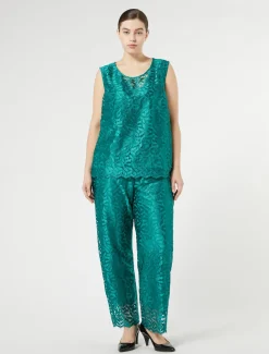 Hose aus besticktem Tüll