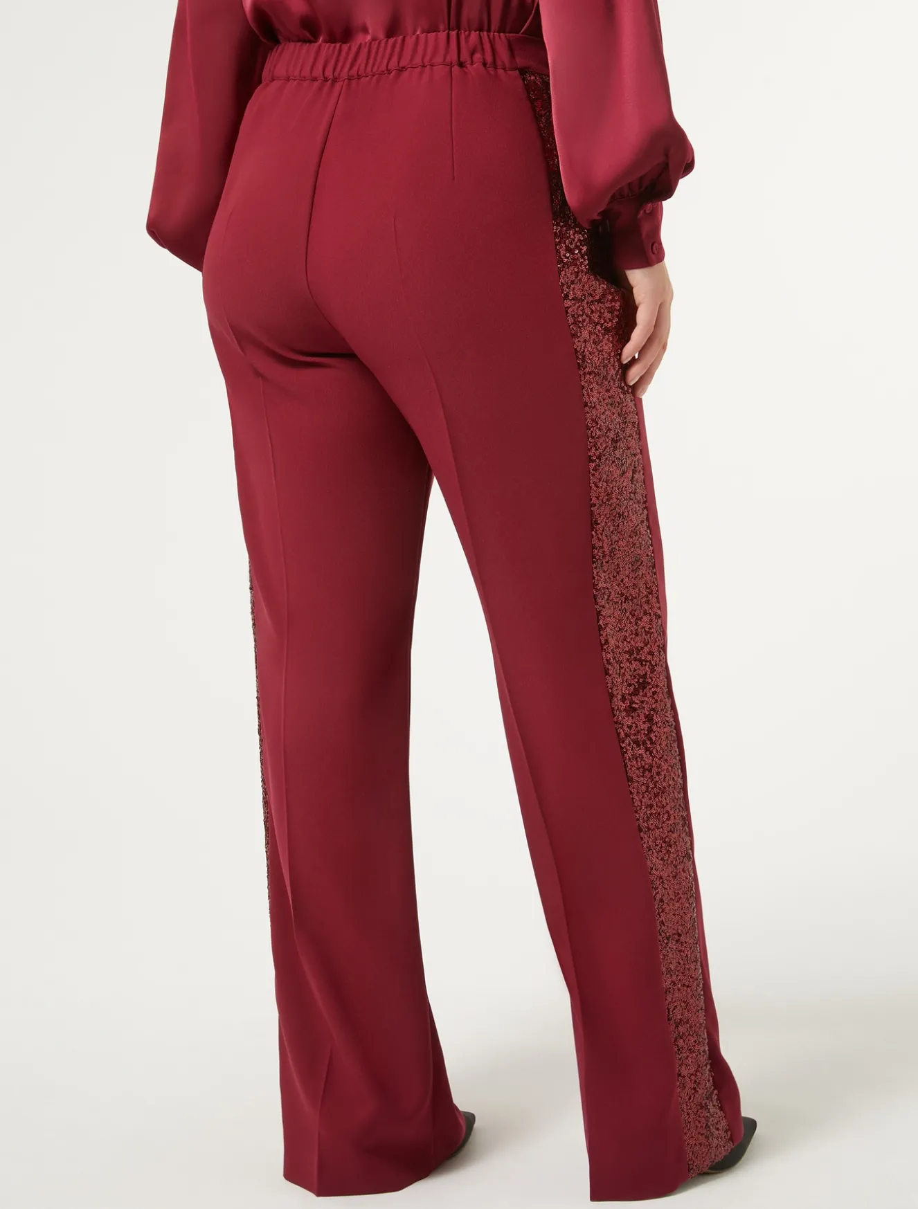 Hose aus Envers-Satin-Crêpe