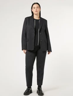 Hose aus Punto Milano Gewebe