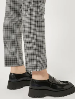 Hose aus Viskosemischtwill