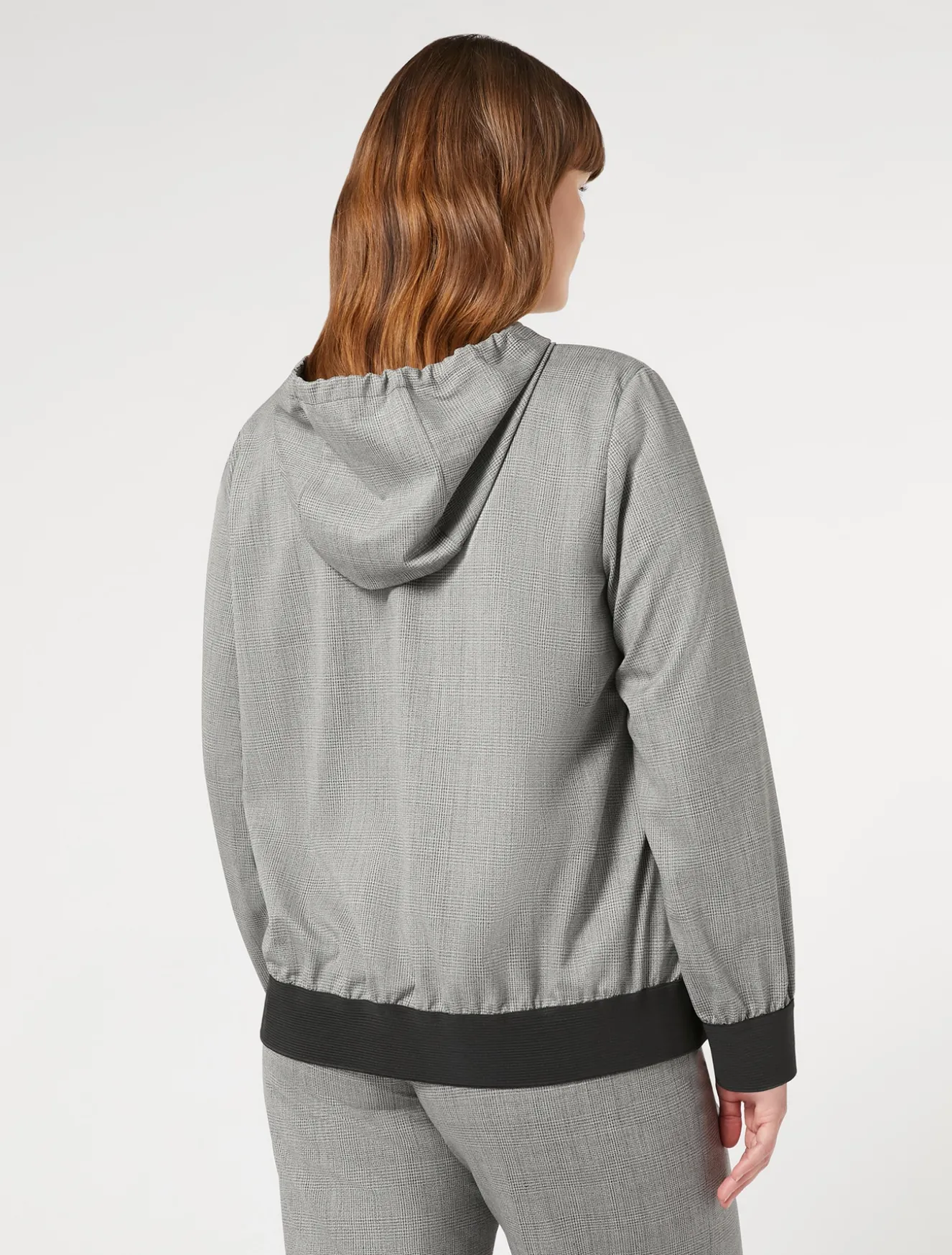 Jacke aus stückgefärbtem Garn