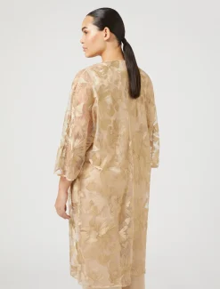 Kasack aus besticktem Tüll