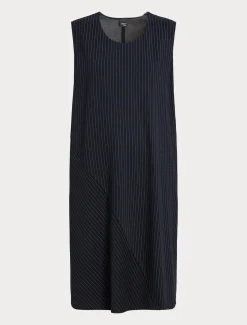 Kleid aus Punto Milano Gewebe