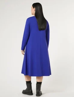 Kleid aus Punto Milano Jersey