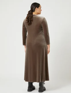 Kleid aus Stretch-Chenille