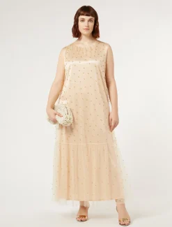 Kleid aus Tüll mit Stickerei