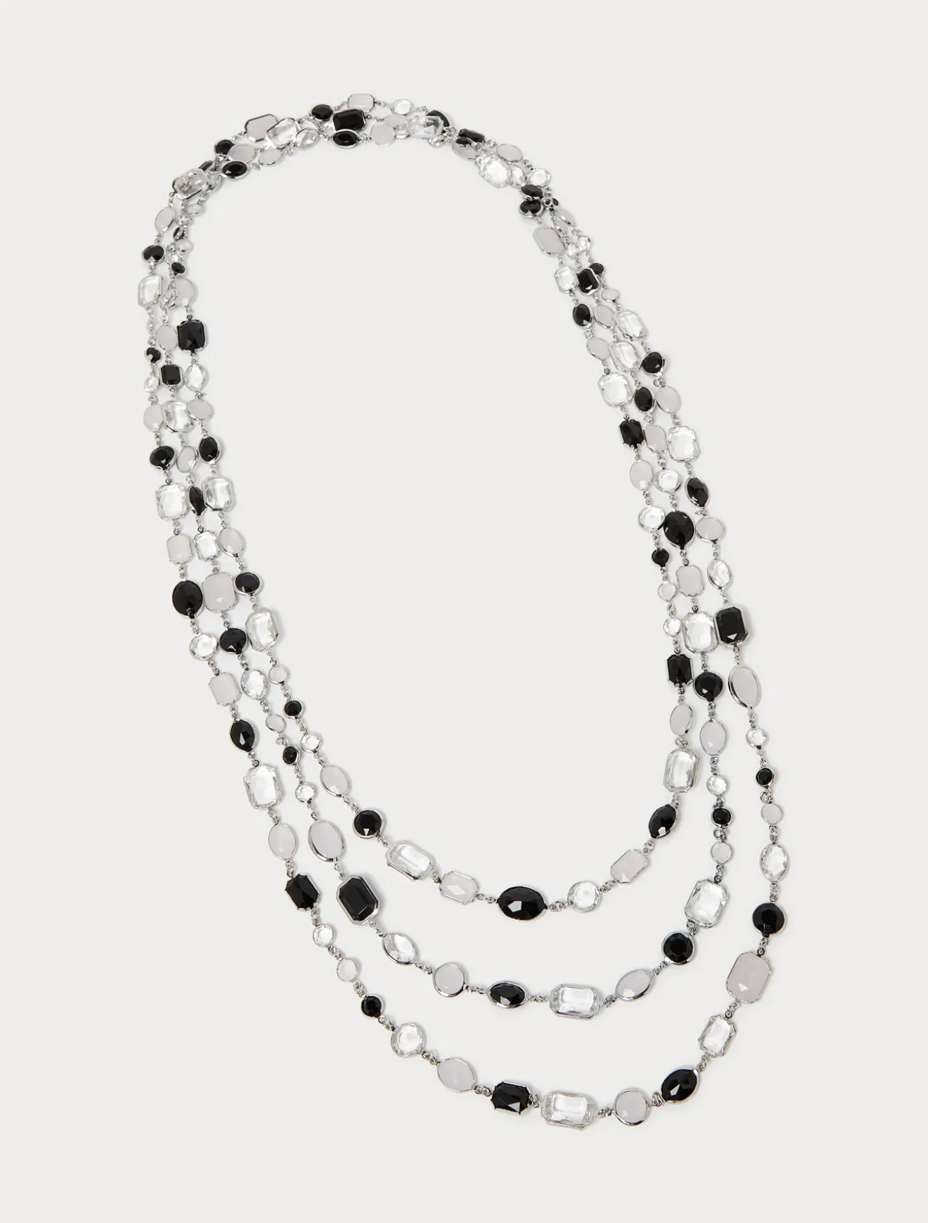 Lange Halskette mit Kristallen