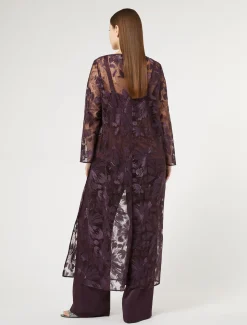 Langer Kasack aus besticktem Tüll