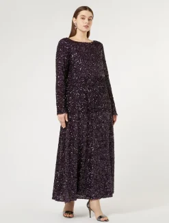 Langes Kleid mit Pailletten