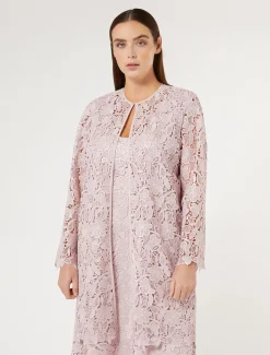 Leichter Mantel aus Makramee