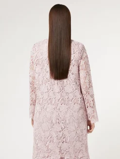 Leichter Mantel aus Makramee