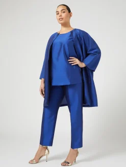 Leichter Mantel aus Shantung-Seide