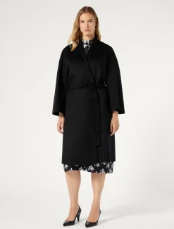 Mantel aus doppeltem Wollgewebe