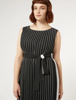 Maxikleid aus Sonnen-Plissee