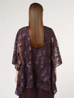 Poncho aus besticktem Tüll