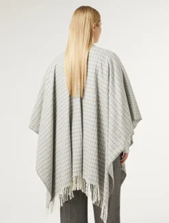 Poncho aus garngefärbtem Stoff