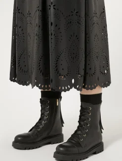 Rock aus beschichtetem Stoff