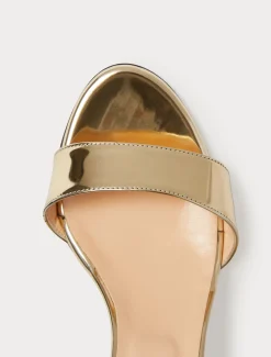 Sandalen in Spiegel-Optik