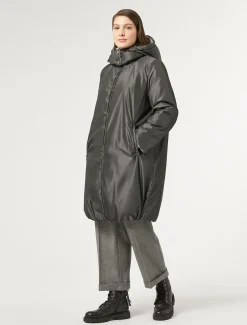 Wendbare, gedoppelte Robenjacke aus Taft